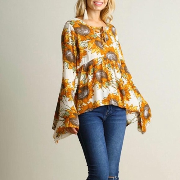 SOLD 💟Peasant Blouse by Umgee - Picture 2 of 8